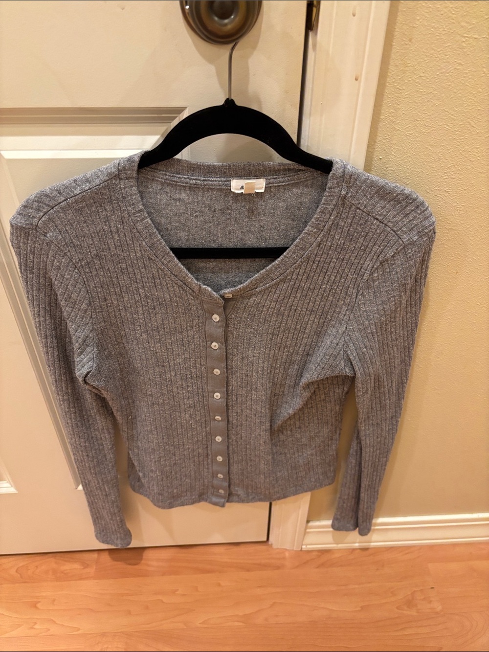 aerie Heather Gray Ribbed Button-Up Cropped Cardigan